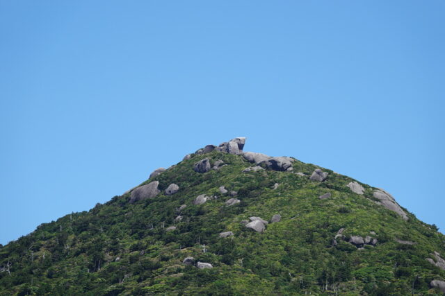 屋久島　花崗岩　黒味岳 トレッキング