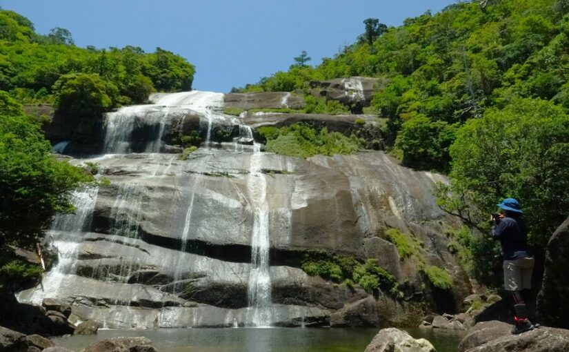 蛇の口の滝 トレッキング