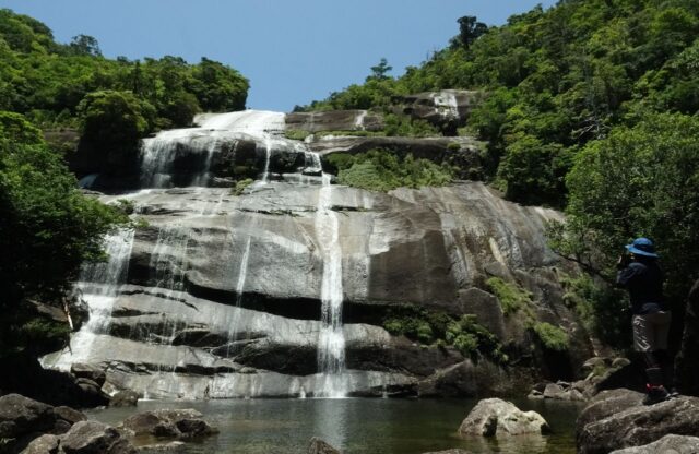 蛇の口の滝、トレッキングツアー