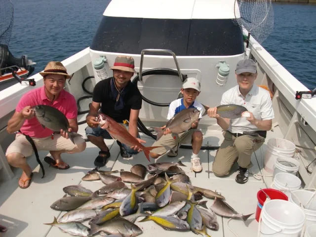 【屋久島/釣り/約4時間】ガイド歴10年以上で安心安全☆初心者も上級者も楽しめる爆釣りフィッシングツアー★貸切可能