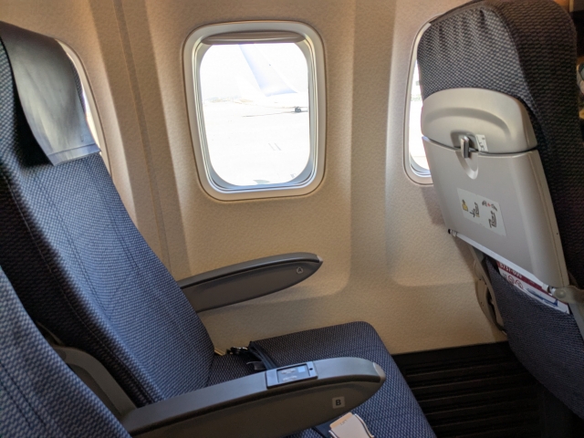 飛行機 機内 座席