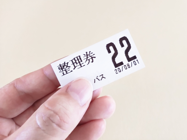 バス　乗車券